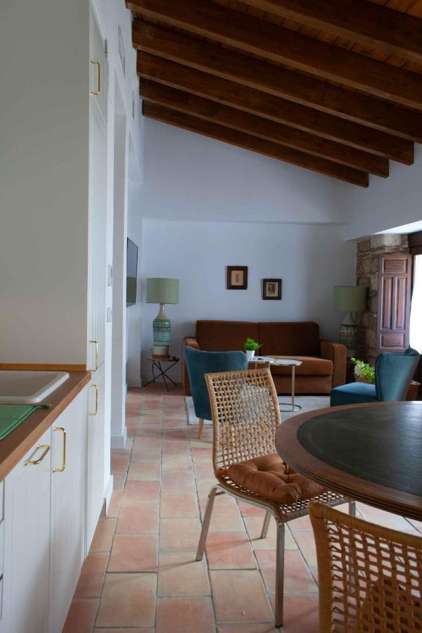 Apartamentos Tres Llaves Palacio De Vela De Los Cobos Úbeda Buitenkant foto