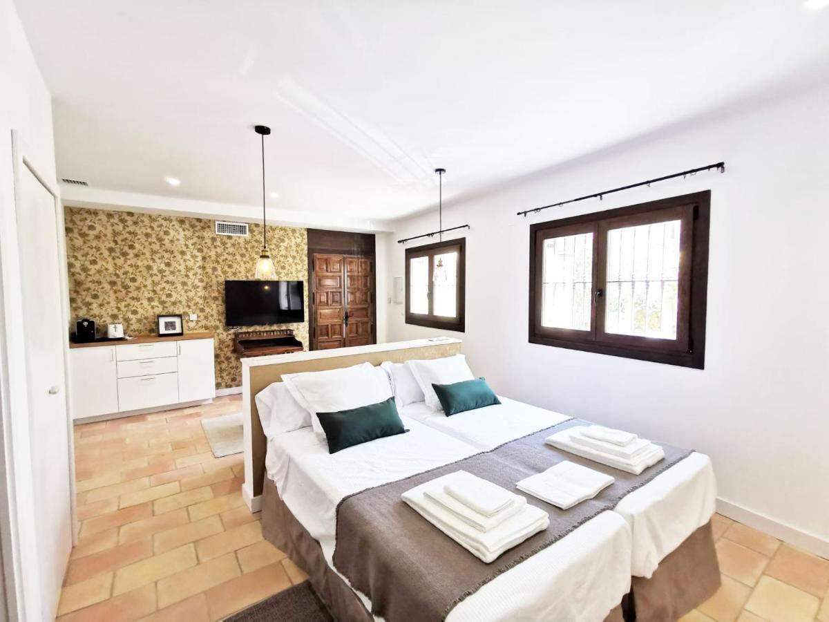 Apartamentos Tres Llaves Palacio De Vela De Los Cobos Úbeda Buitenkant foto