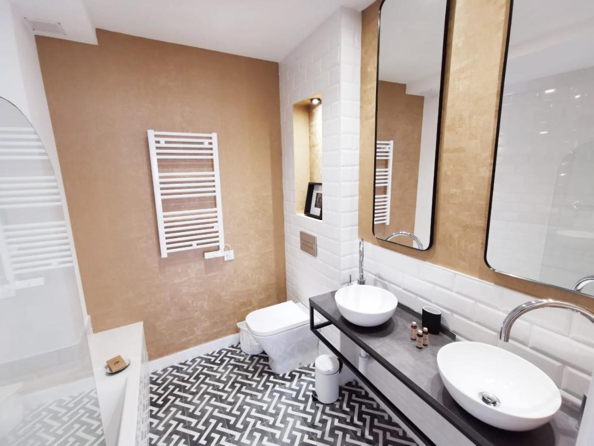 Apartamentos Tres Llaves Palacio De Vela De Los Cobos Úbeda Buitenkant foto